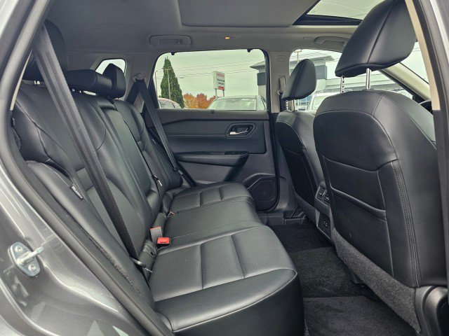 Certified 2023 Nissan Rogue SV w/ SV Premium B Package AWD/4WD image 13