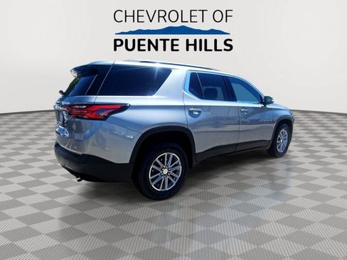 Used 2023 Chevrolet Traverse LT FWD image 8