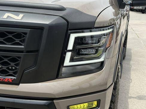 Used 2023 Nissan Titan PRO-4X w/ Pro-4x Utility Package AWD/4WD image 11