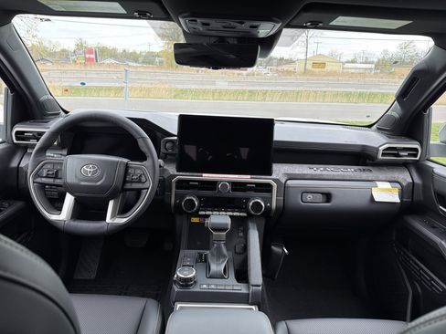 New 2026 Toyota Tacoma Limited AWD/4WD image 12
