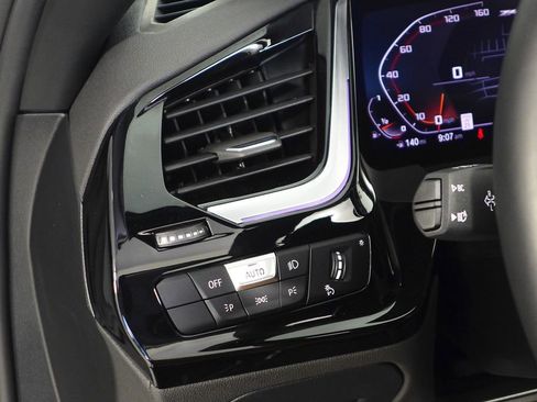 Used 2025 BMW Z4 M40i image 16