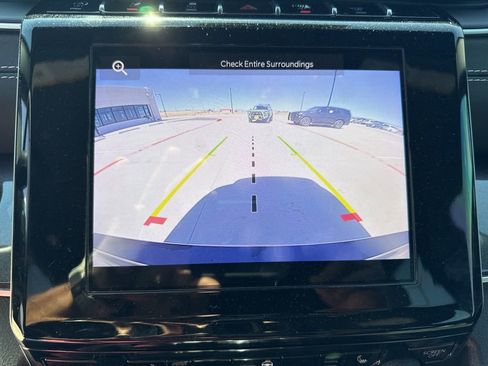 Used 2023 Jeep Grand Cherokee L Laredo image 19