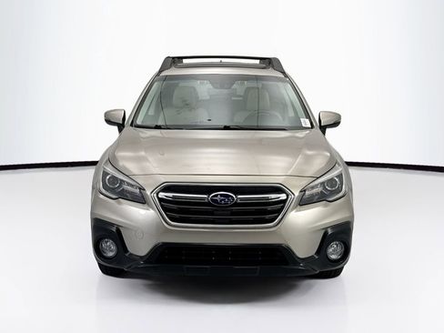 Used 2019 Subaru Outback 2.5i Limited AWD/4WD image 2