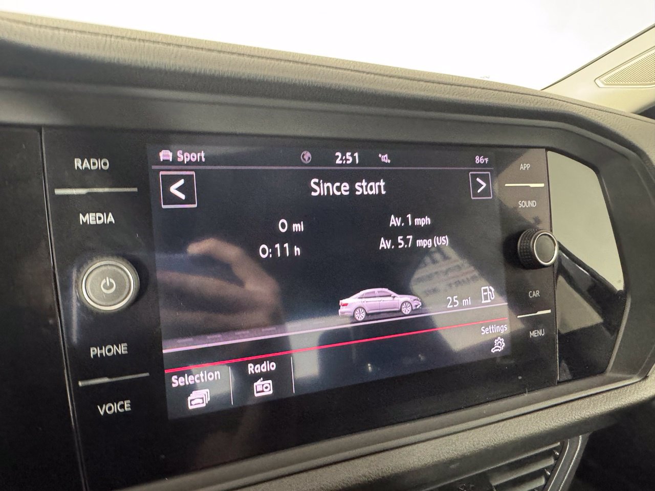 Used 2020 Volkswagen Jetta SEL FWD image 21