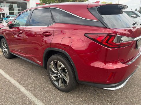 Used 2019 Lexus RX 450hL Luxury w/ Cold Area Package AWD/4WD image 4