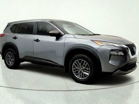 Used 2023 Nissan Rogue S FWD image 3