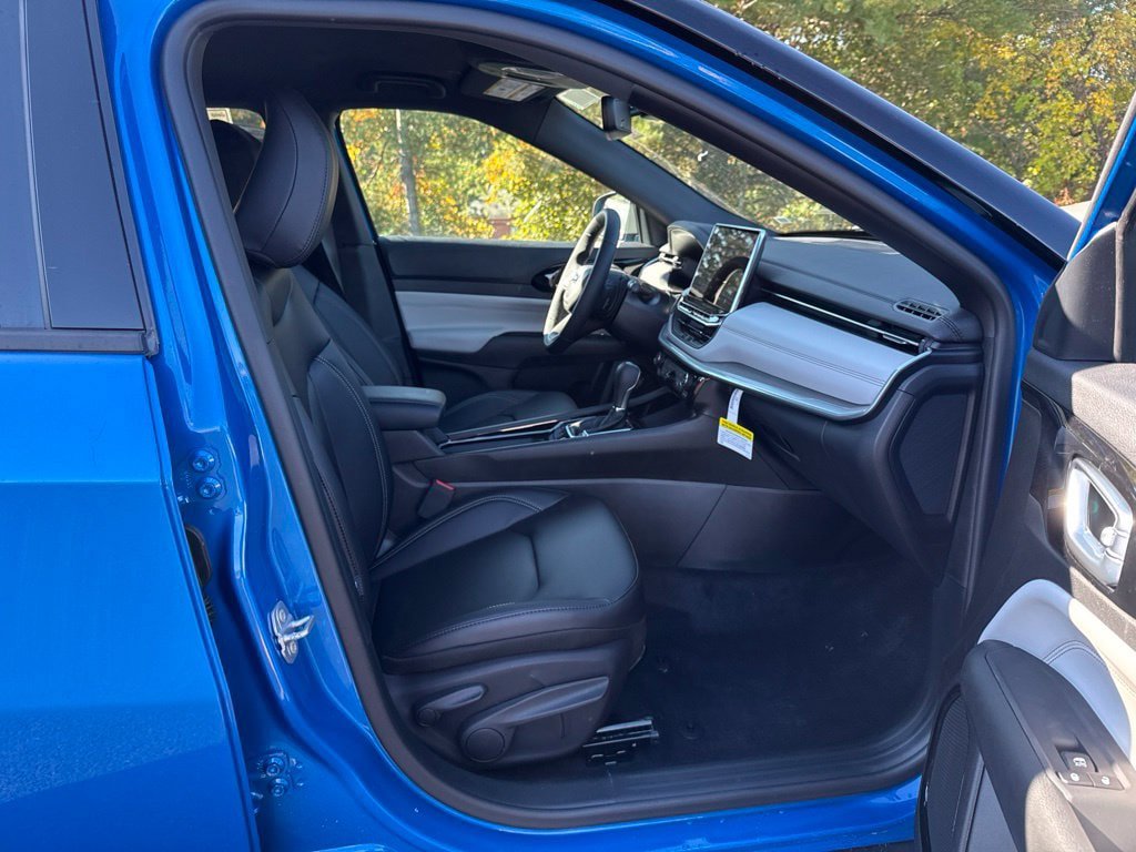 New 2026 Jeep Compass Limited AWD/4WD image 25