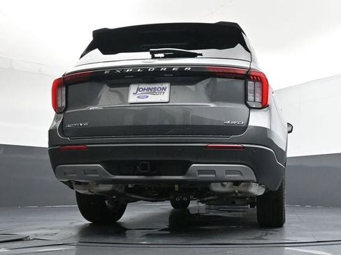 New 2026 Ford Explorer Active w/ Active Comfort Package image 30