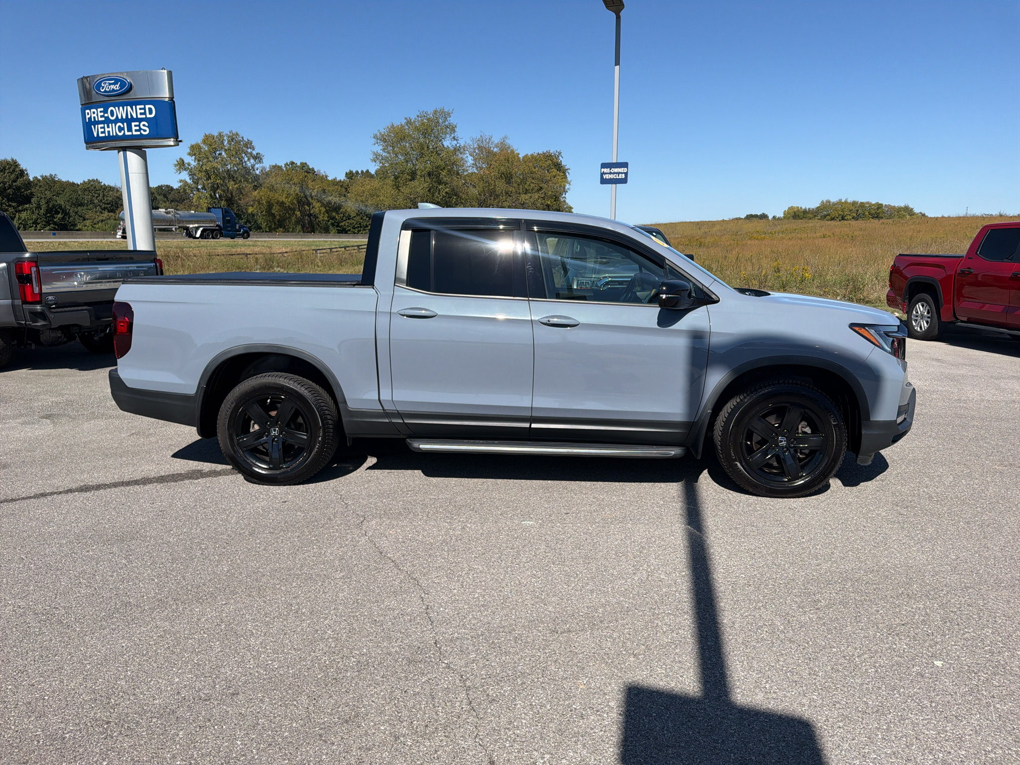 Used 2022 Honda Ridgeline Black Edition image 4