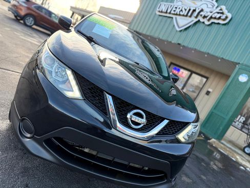 Used 2017 Nissan Rogue Sport S w/ S Appearance Package image 9