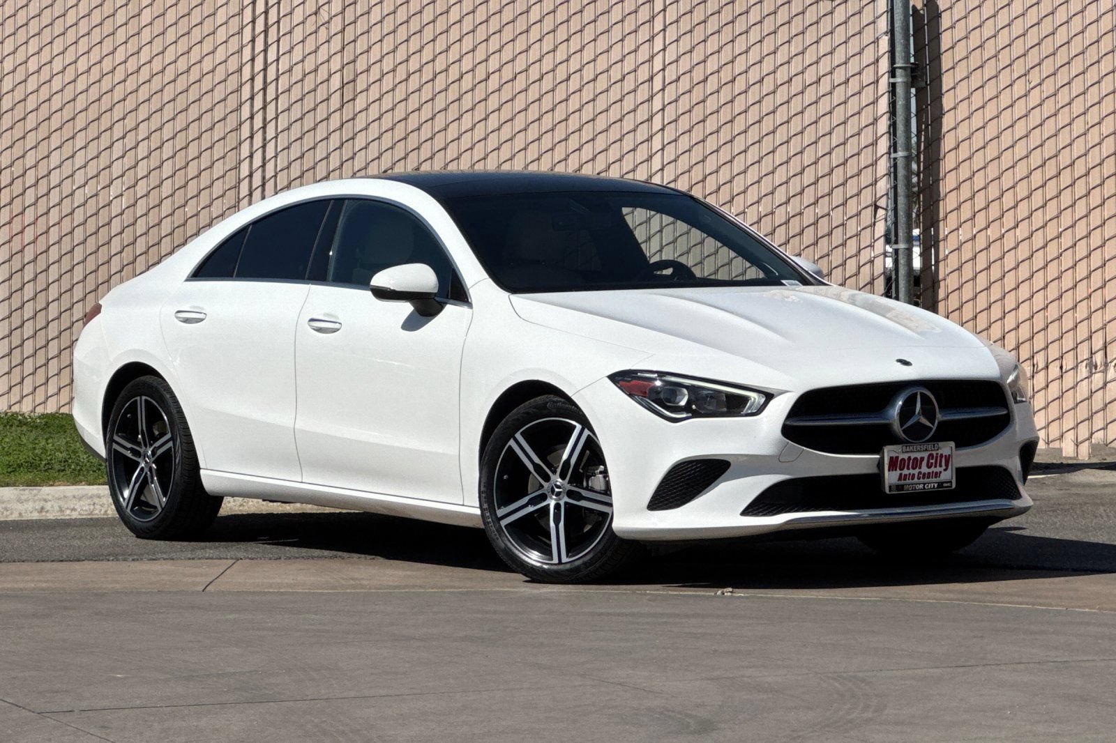 Used 2023 Mercedes-Benz CLA 250 image 2