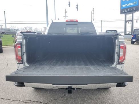 Used 2017 GMC Sierra 1500 SLT w/ SLT Premium Package image 9