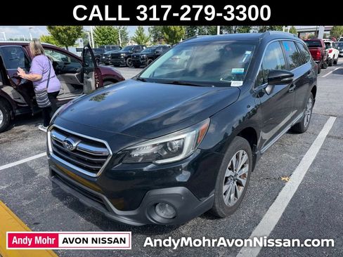 Used 2018 Subaru Outback 3.6R Touring AWD/4WD image 3