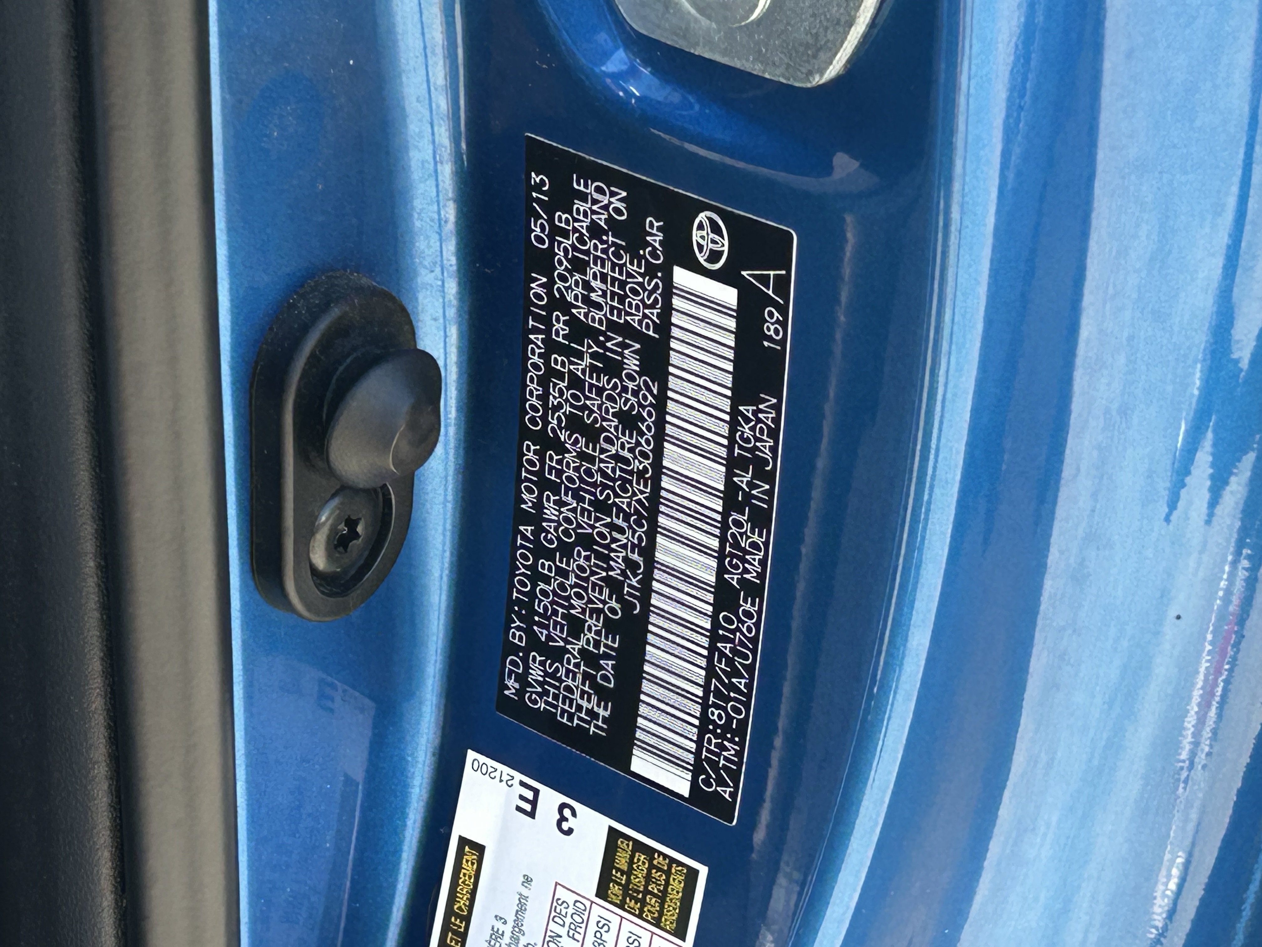 Used 2014 Scion tC FWD image 30