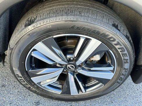 Used 2023 Nissan Rogue Platinum w/ Platinum Premium Package image 24