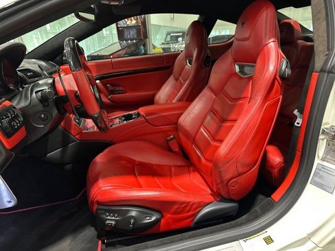 Used 2013 Maserati GranTurismo MC RWD image 42