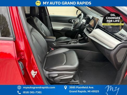 Used 2025 Jeep Compass Limited AWD/4WD image 23
