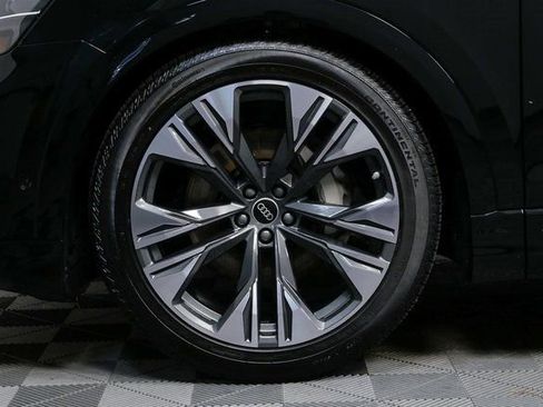 New 2026 Audi Q8 Premium Plus image 37