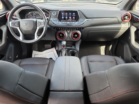 Used 2021 Chevrolet Blazer RS w/ Enhanced Convenience Package FWD image 19