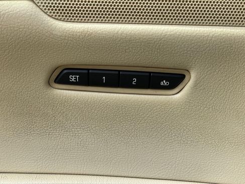 Used 2018 Cadillac XT5 Premium Luxury FWD image 36