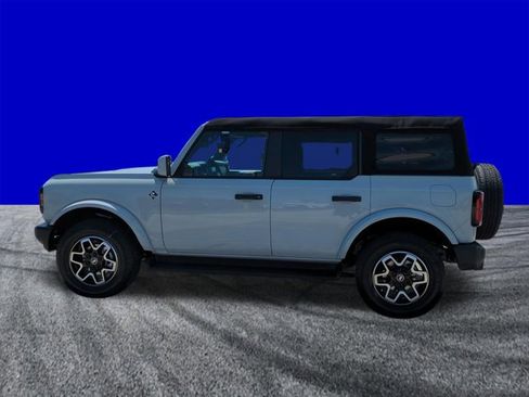 New 2026 Ford Bronco Outer Banks image 7
