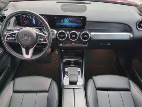 Used 2020 Mercedes-Benz GLB 250 4MATIC image 17