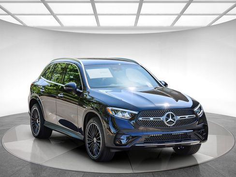 New 2025 Mercedes-Benz GLC 300 4MATIC image 5