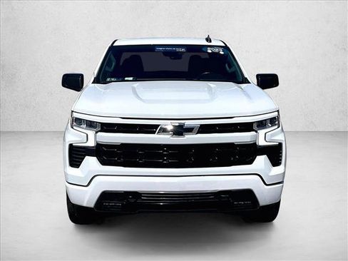 Used 2023 Chevrolet Silverado 1500 RST RWD image 3