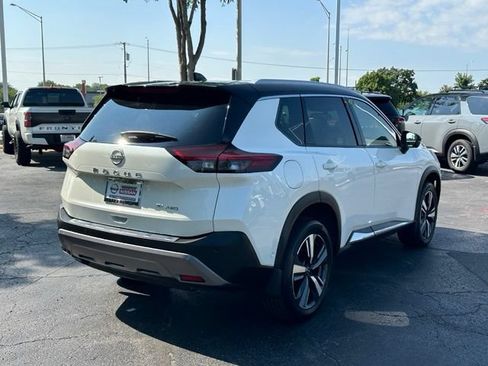 Certified 2023 Nissan Rogue SL w/ SL Premium Package AWD/4WD image 4
