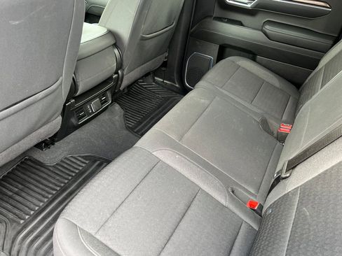 Used 2025 Chevrolet Silverado 1500 LT image 12