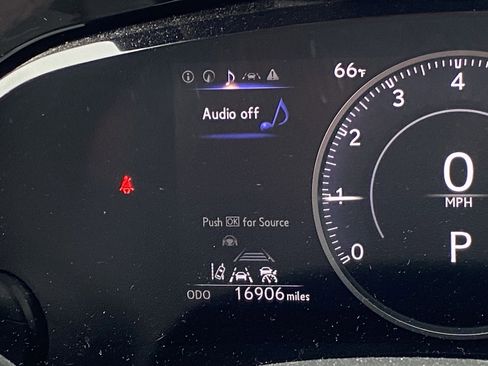 Used 2025 Lexus NX 250 FWD image 8