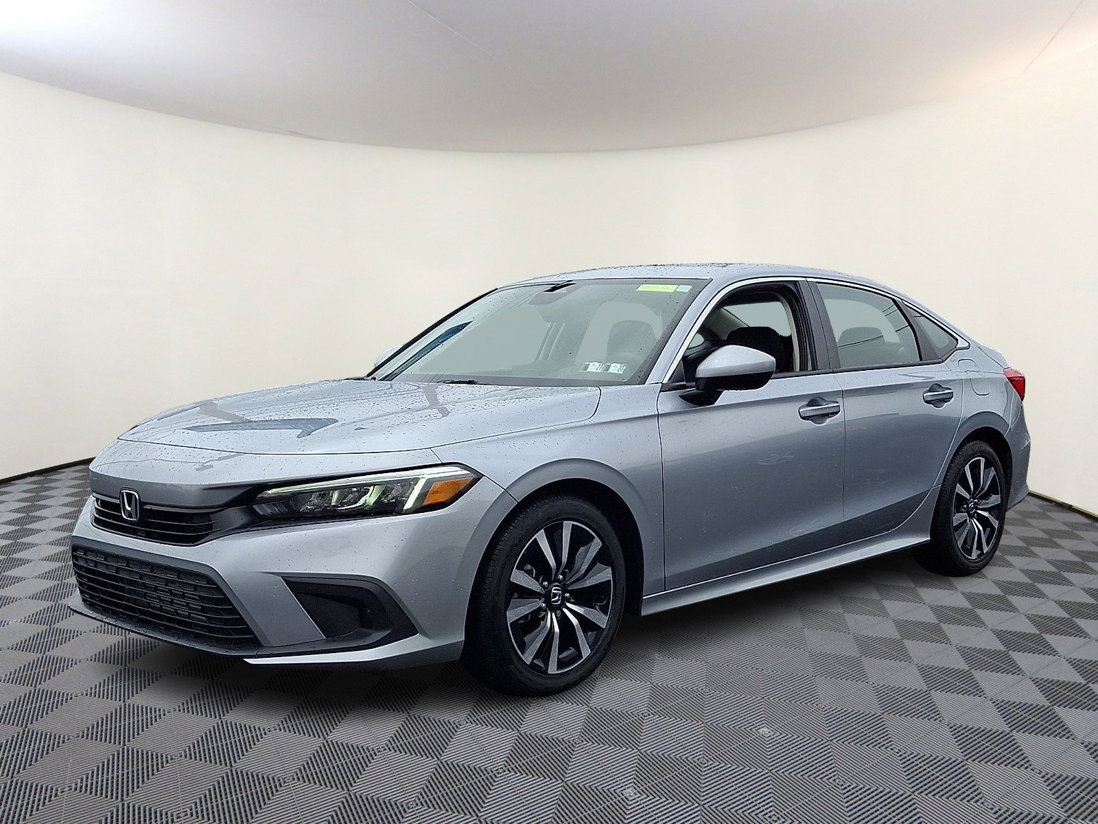Used 2023 Honda Civic EX image 3