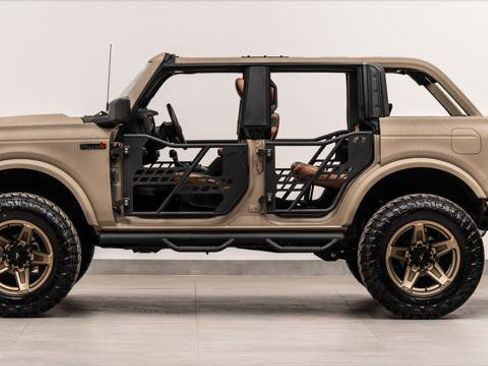 Used 2025 Ford Bronco Outer Banks image 27