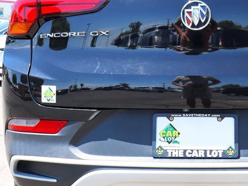 Used 2022 Buick Encore GX Preferred FWD image 19