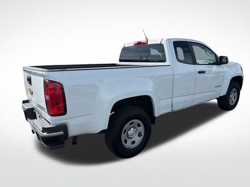 Used 2017 Chevrolet Colorado W/T RWD image 5