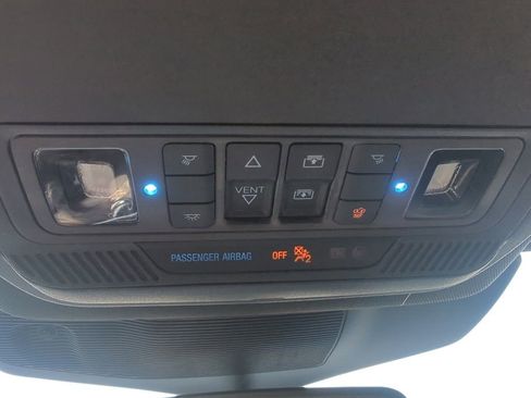 Used 2020 Ford Explorer Limited w/ Class III Trailer Tow Package image 16