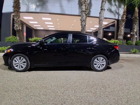 Used 2023 Nissan Sentra S image 3