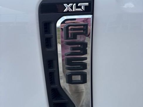Used 2023 Ford F350 XLT image 22