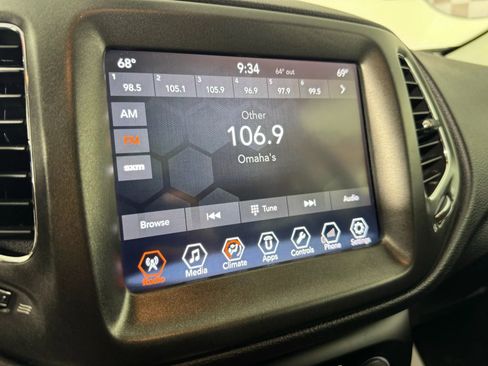 Used 2018 Jeep Compass Trailhawk w/ Leather Interior Group image 19