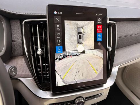 New 2026 Volvo XC90 T8 Ultra w/ Protection Package AWD/4WD image 31