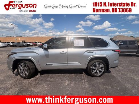 Used 2026 Toyota Sequoia Capstone AWD/4WD image 15