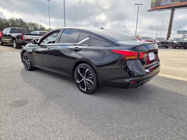Used 2024 Nissan Altima 2.5 SR w/ SR Premium Package FWD image 9