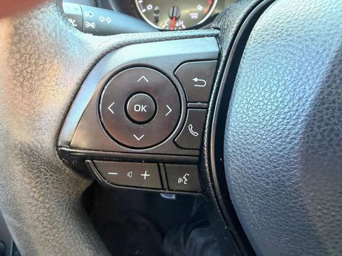 Used 2020 Toyota RAV4 LE w/ All Weather Liner Package AWD/4WD image 13