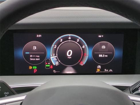 New 2026 Volkswagen Tiguan SE R-Line AWD/4WD image 13