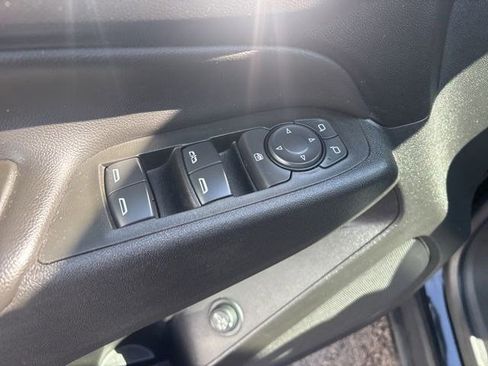 Used 2022 Chevrolet Equinox LT image 14