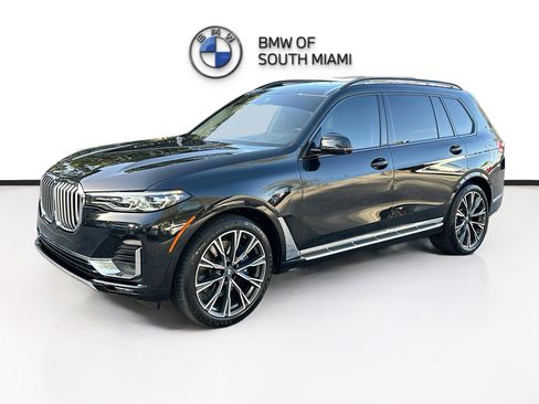 Certified 2022 BMW X7 xDrive40i w/ Premium Package image 3