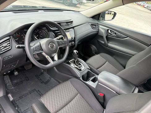 Used 2017 Nissan Rogue S FWD image 17