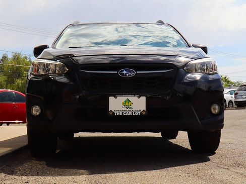 Used 2020 Subaru Crosstrek 2.0i Premium w/ Moonroof Package 2 AWD/4WD image 17