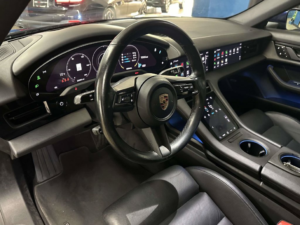 Used 2023 Porsche Taycan RWD image 20