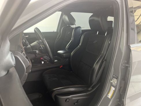 Used 2023 Dodge Durango R/T w/ Hemi Orange Plus Package image 19